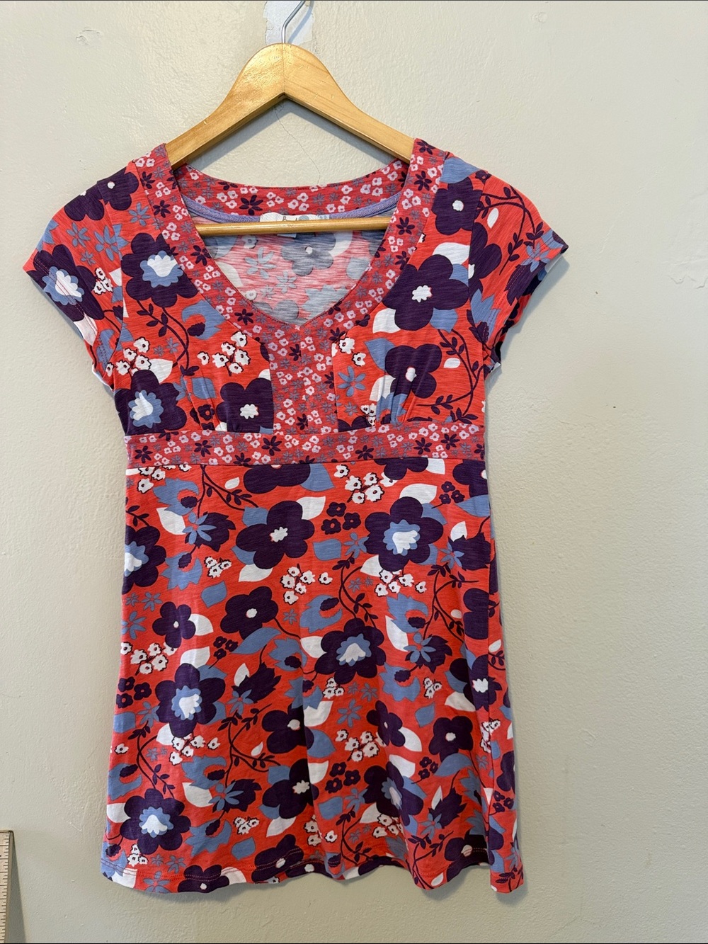 Boden Coral Floral V-Neck Tunic with Purple and Light Blue Flowers